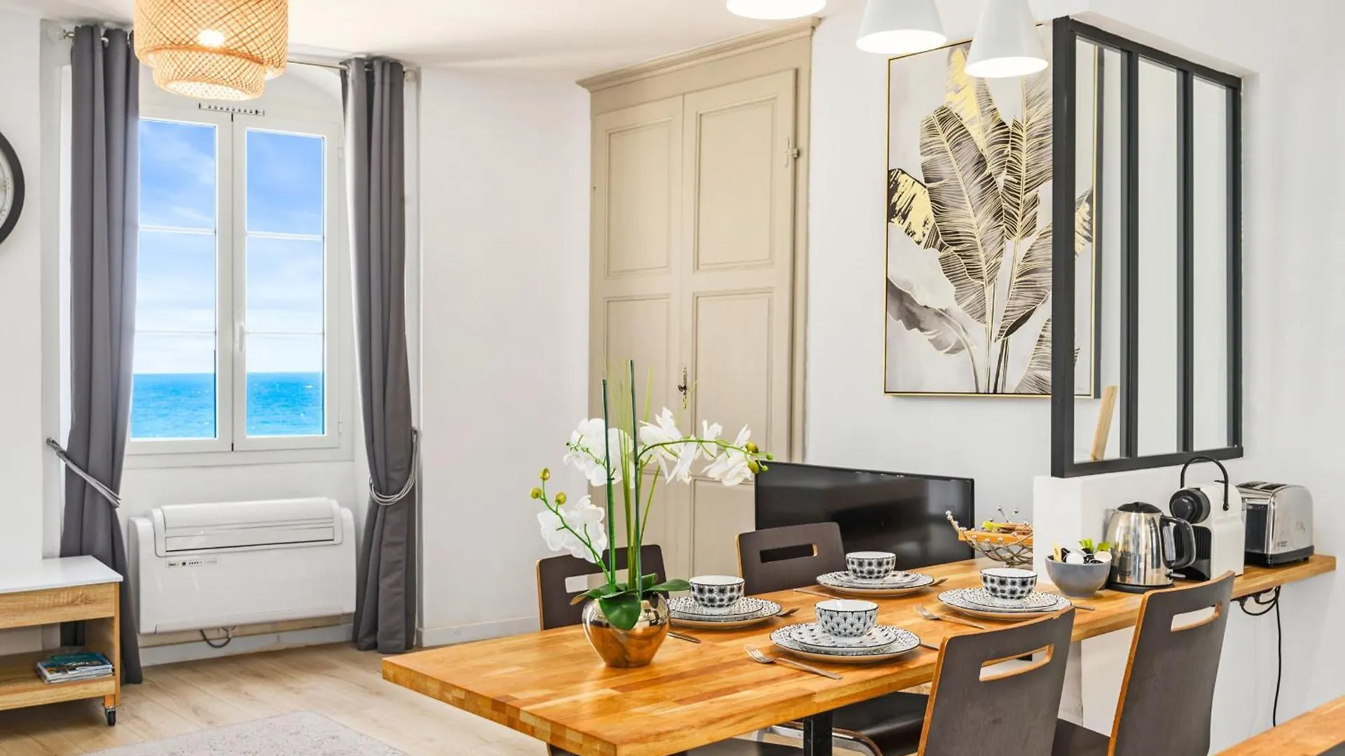 Rue Longue Vue Mer, Spacieux, Rénové Mentone Francia